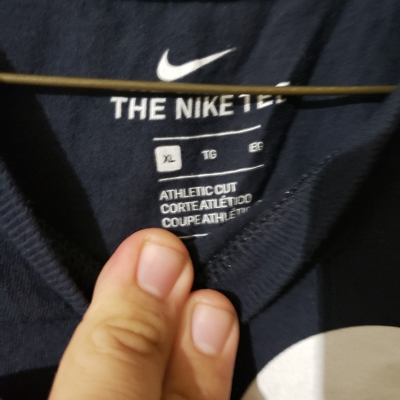 Nike t-shirt - Picture 2 of 2